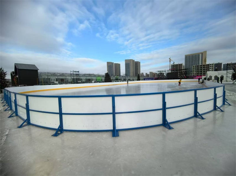 冰球场围栏